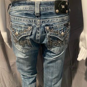 Miss Me Boot Cut Women’s distressed Embellished Distressed Jeans Sz 28